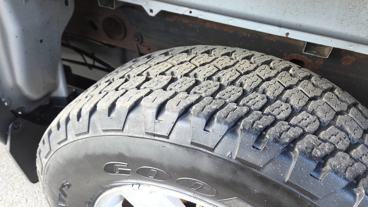 Used 2014 GMC Sierra 1500 SLE w/ SLE Preferred Package image 40