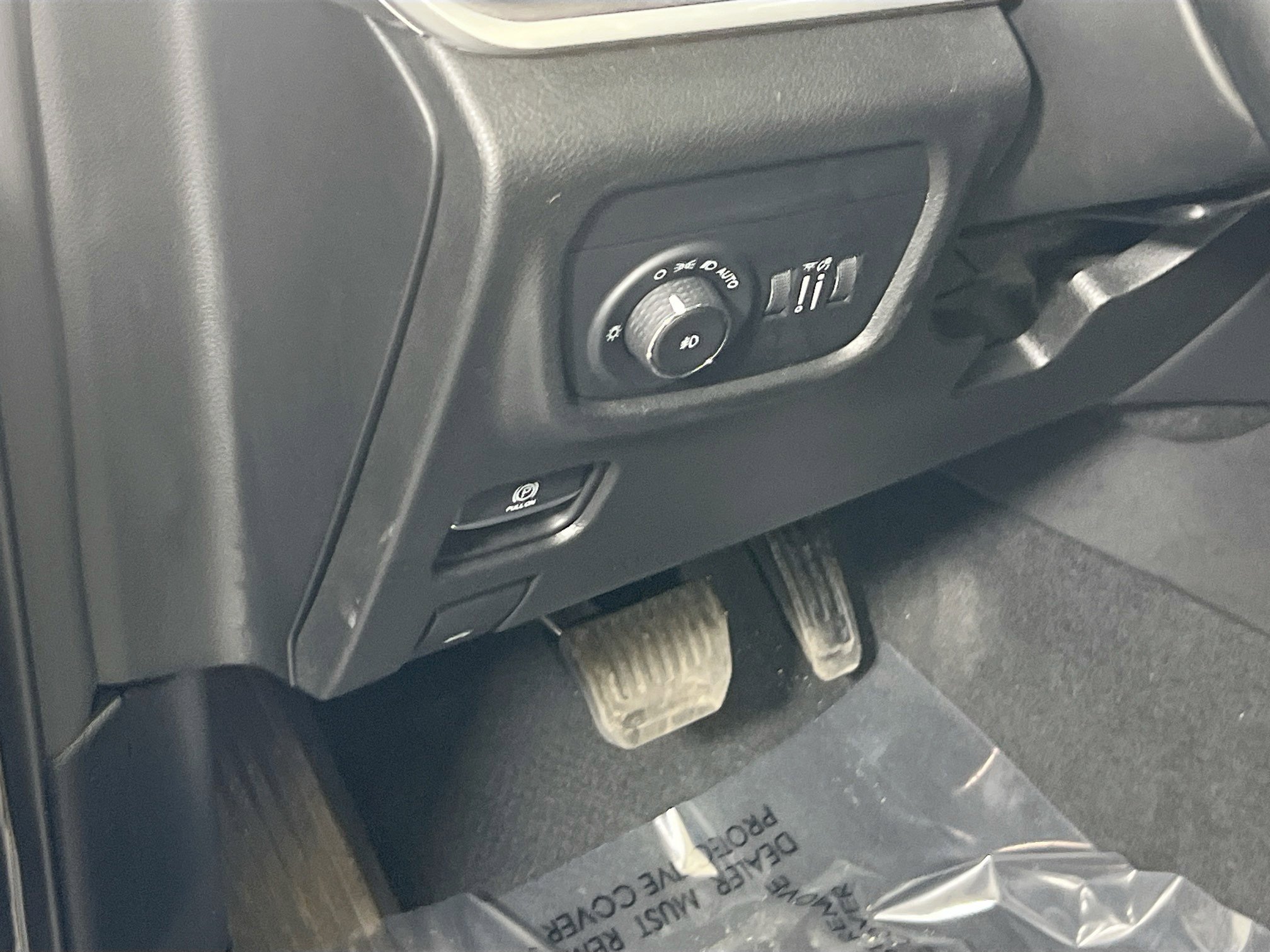 Used 2022 Jeep Grand Cherokee Limited AWD/4WD image 10