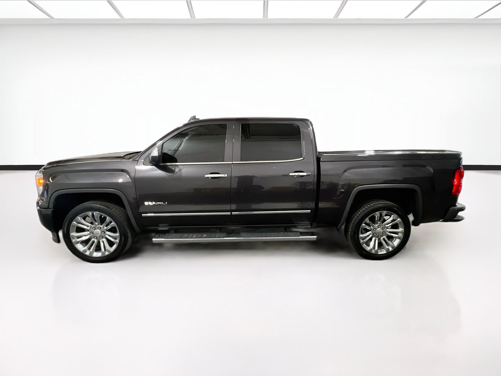 Used 2015 GMC Sierra 1500 Denali AWD/4WD image 21