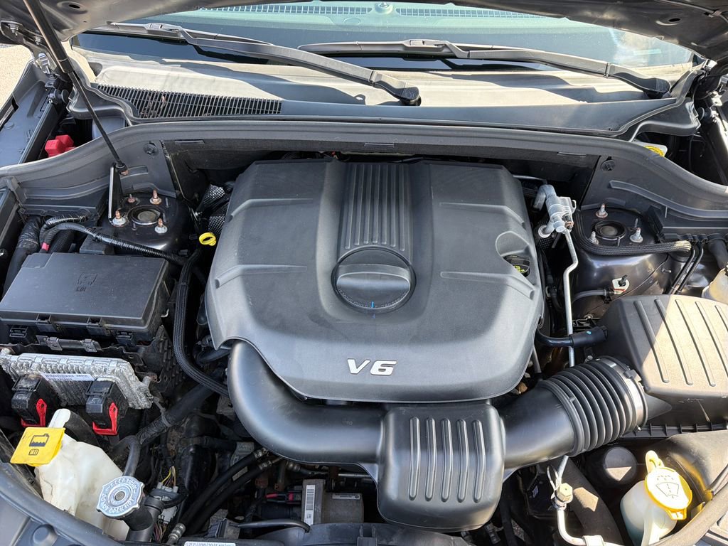 Used 2015 Jeep Grand Cherokee Limited image 22