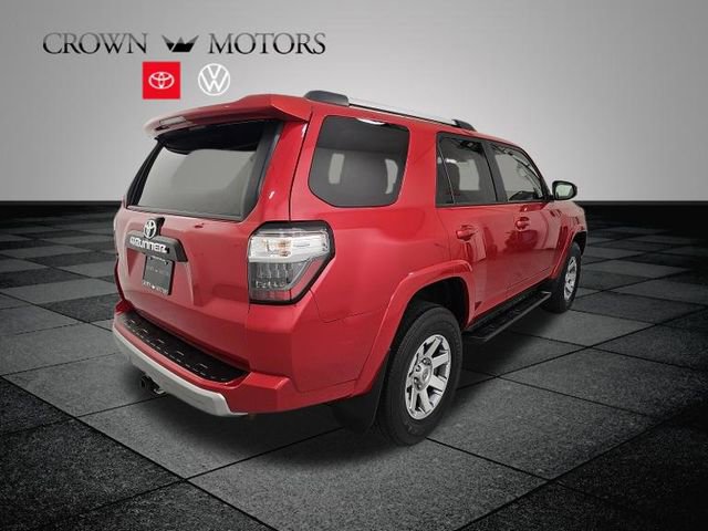 Used 2015 Toyota 4Runner Trail w/ Four Season Floor Mat Package AWD/4WD image 6