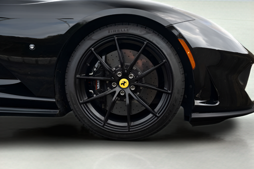 Used 2021 Ferrari 812 GTS RWD image 22