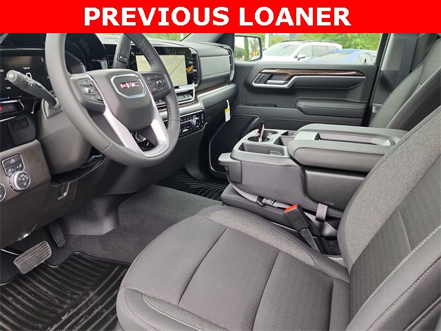 New 2026 GMC Sierra 1500 Elevation image 14