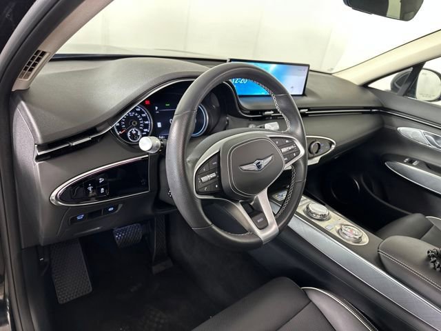 Used 2024 Genesis Electrified GV70 AWD/4WD image 13