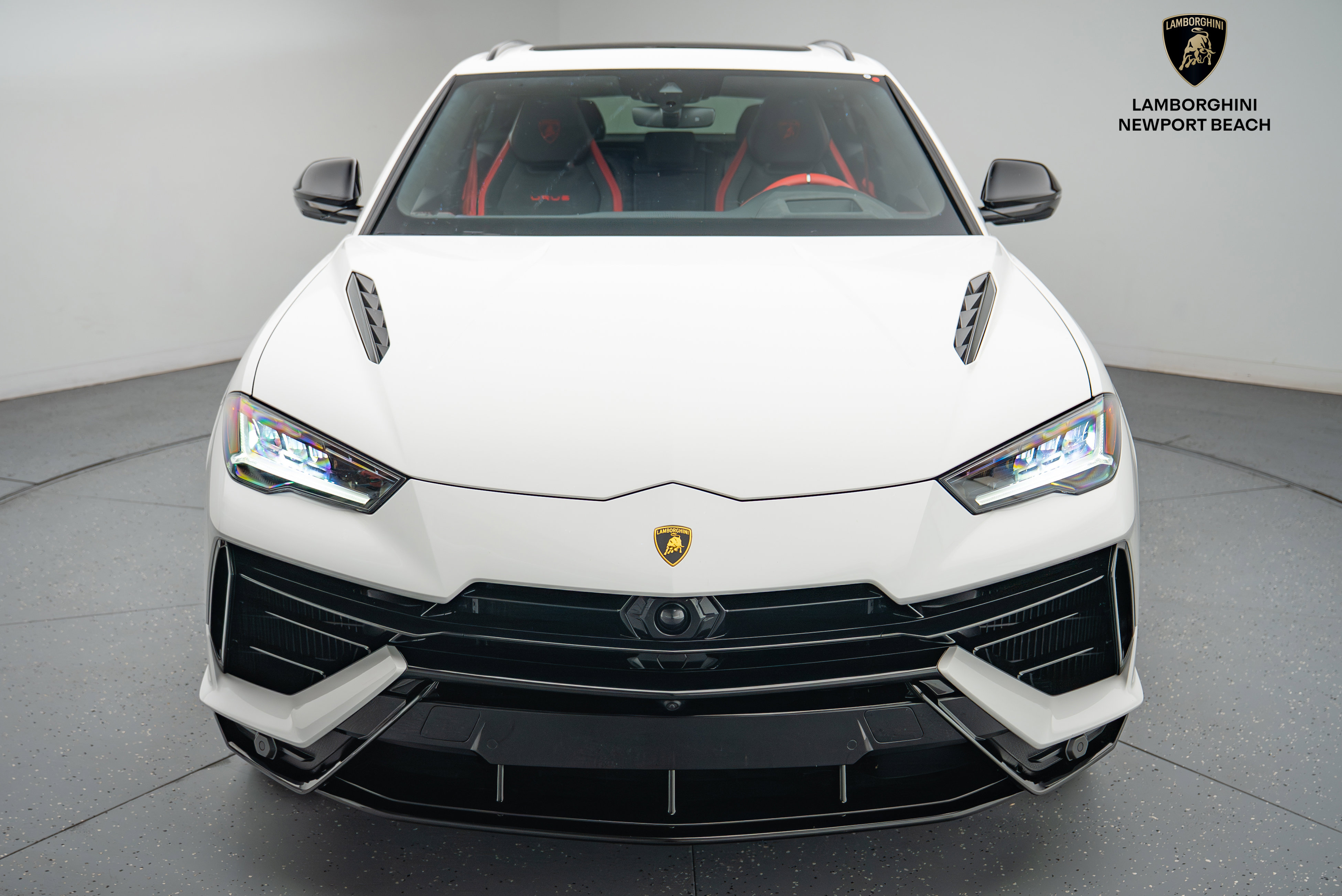 Used 2024 Lamborghini Urus S image 9