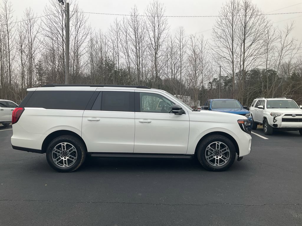 New 2026 Ford Expedition Max Active image 4