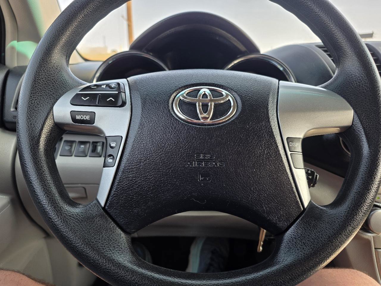 Used 2013 Toyota Highlander Plus image 24