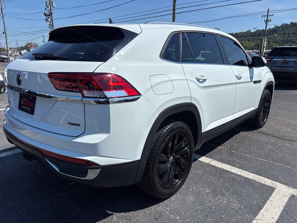 Used 2023 Volkswagen Atlas Cross Sport SE AWD/4WD image 7