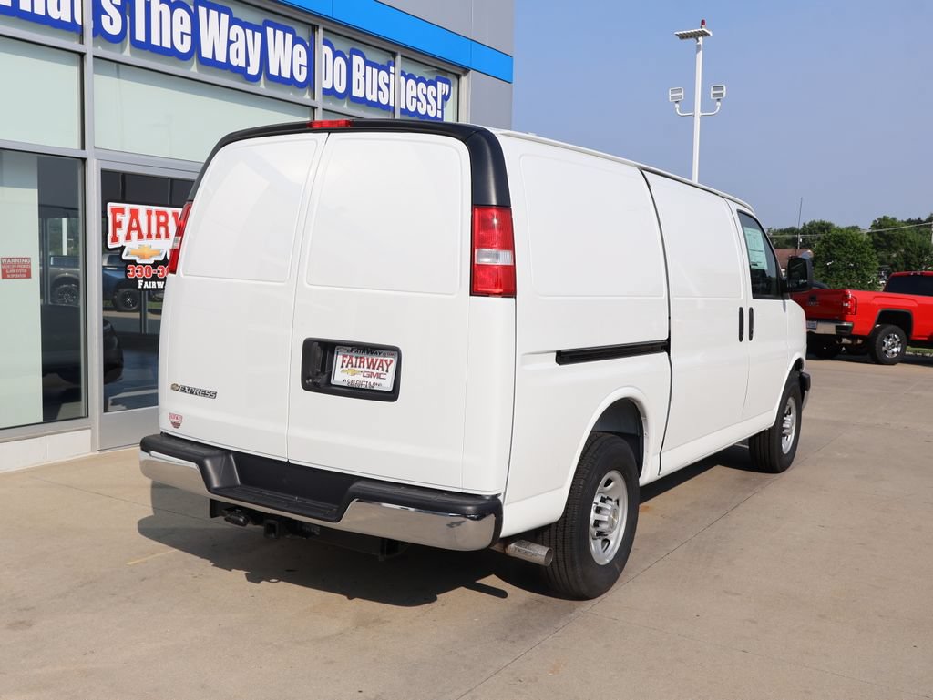 New 2026 Chevrolet Express 2500 w/ Enhanced Convenience Package RWD image 3
