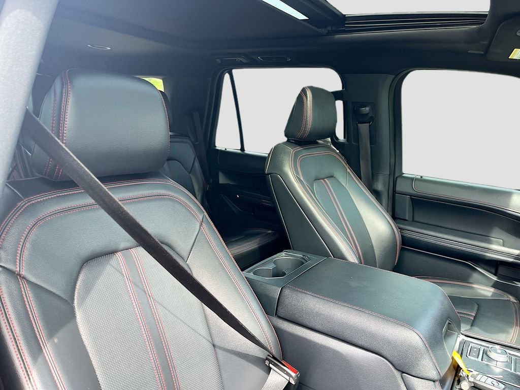 Used 2022 Ford Expedition Limited AWD/4WD image 31