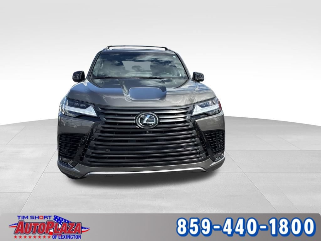 Used 2023 Lexus LX 600 4WD w/ Appearance Package image 8