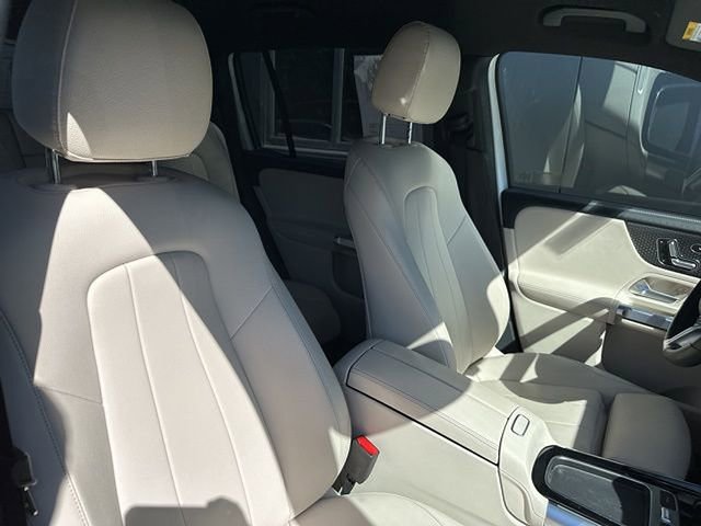 Used 2024 Mercedes-Benz GLB 250 4MATIC image 15