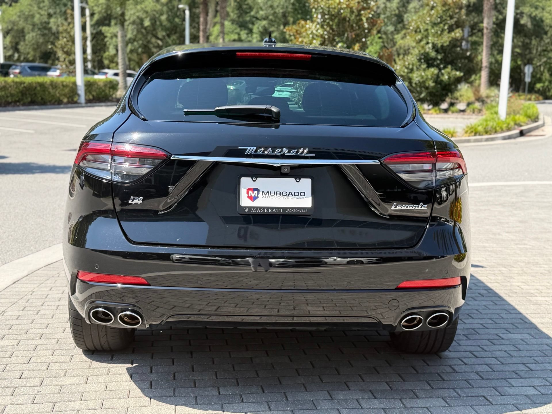 Used 2021 Maserati Levante AWD/4WD image 12