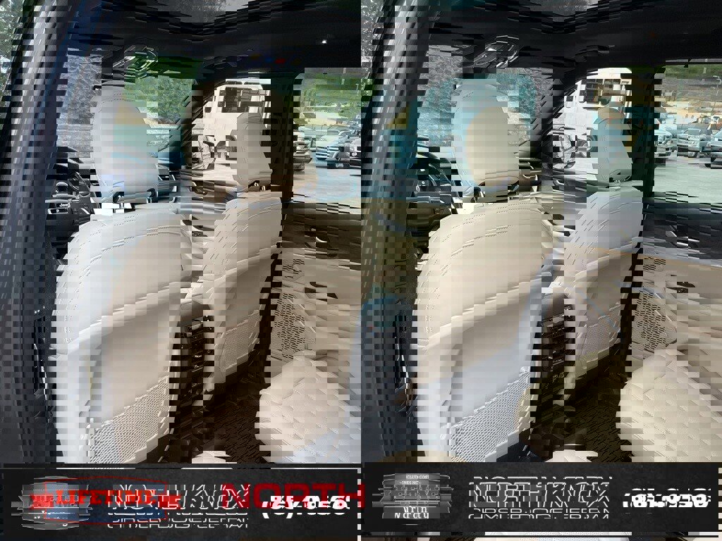 Used 2024 Jeep Grand Cherokee L Limited w/ Luxury Tech Group II image 9