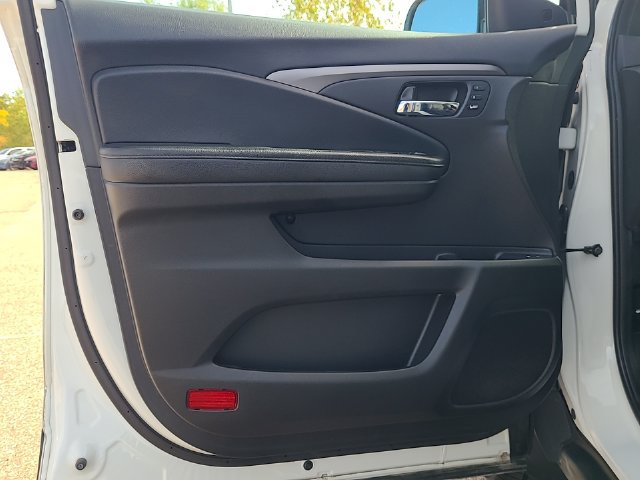 Used 2021 Honda Passport EX-L image 11