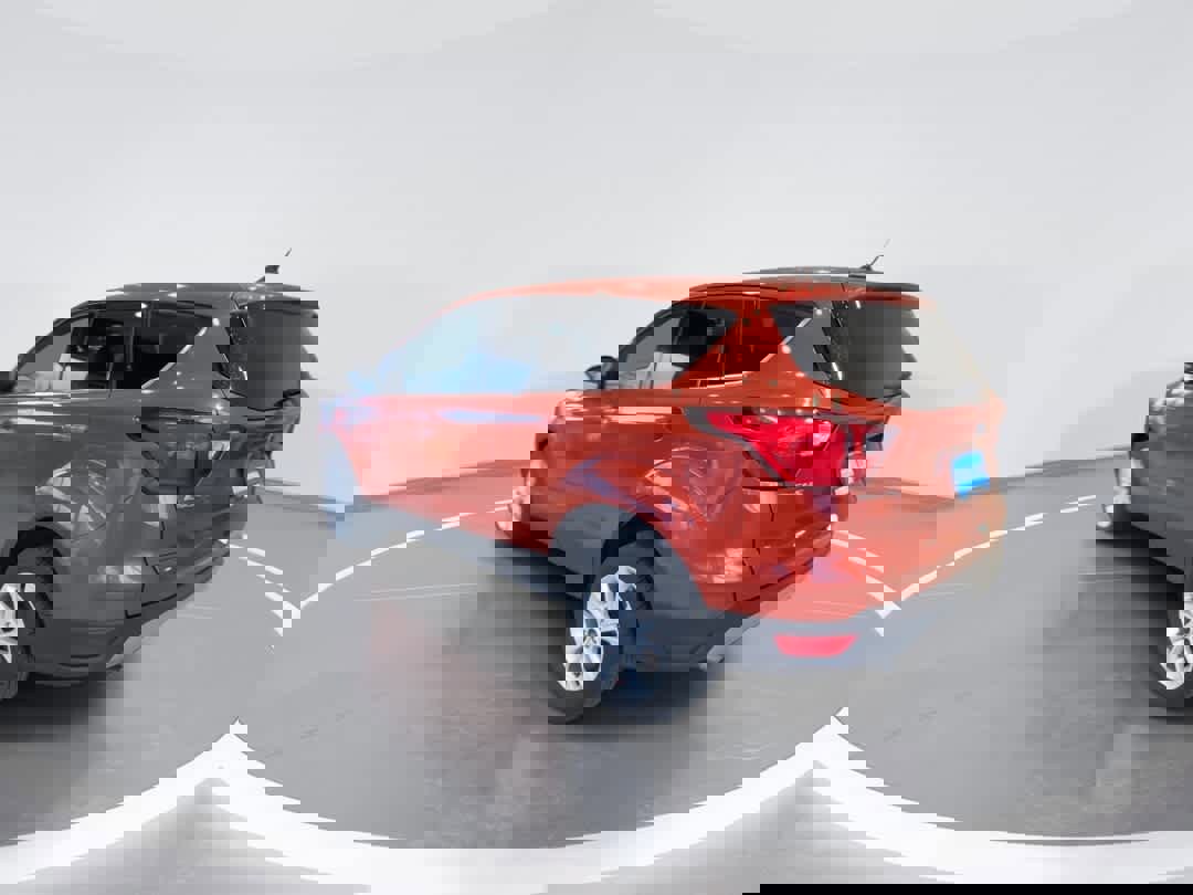 Used 2019 Ford Escape SE image 6