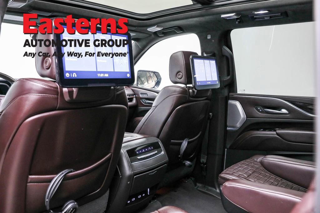 Used 2021 Cadillac Escalade ESV Premium Luxury Platinum image 26