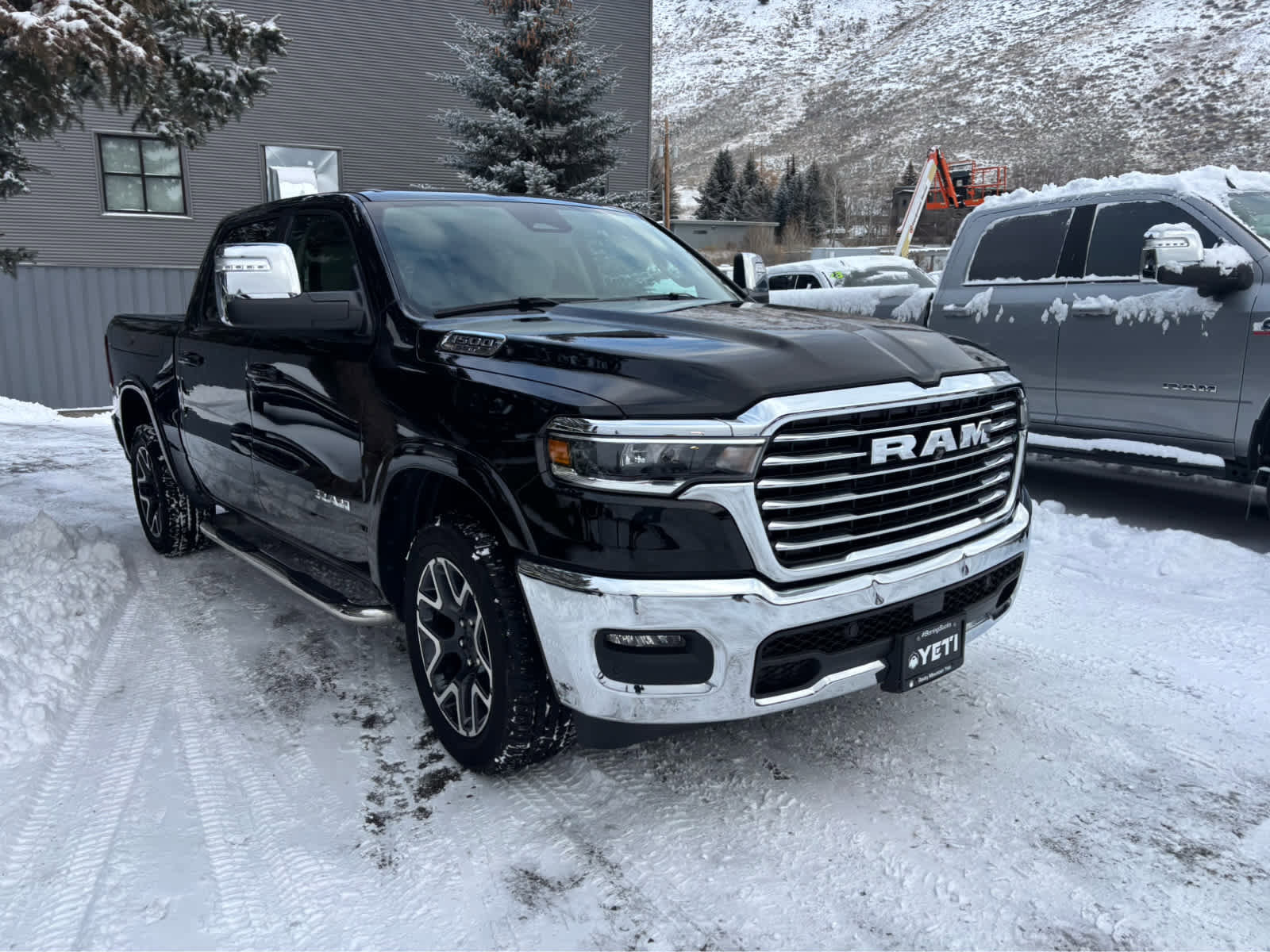 Used 2025 RAM 1500 Laramie w/ Trailer Tow Group image 11