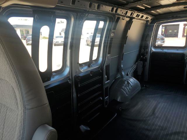 New 2025 GMC Savana 3500 w/ Driver Convenience Package image 13
