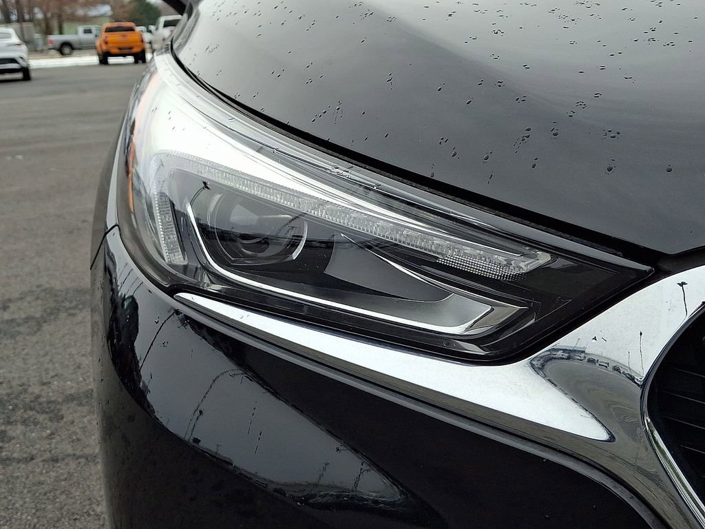 Used 2021 Buick Enclave Essence w/ Sound and Sites Package image 9