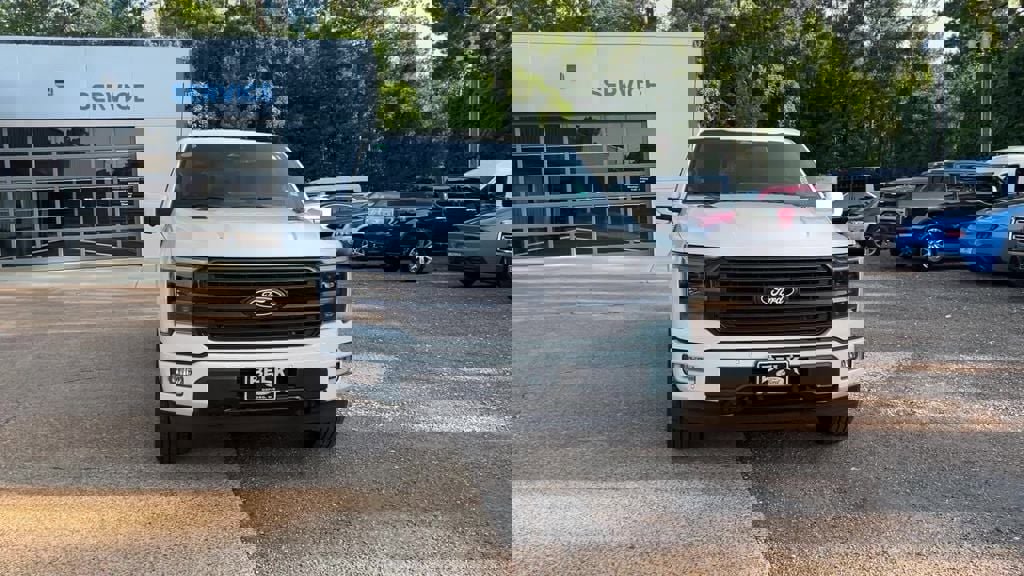 New 2025 Ford F150 Platinum w/ Equipment Group 702A High image 9