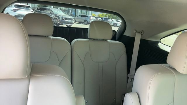 Certified 2025 Kia Sorento SX image 13