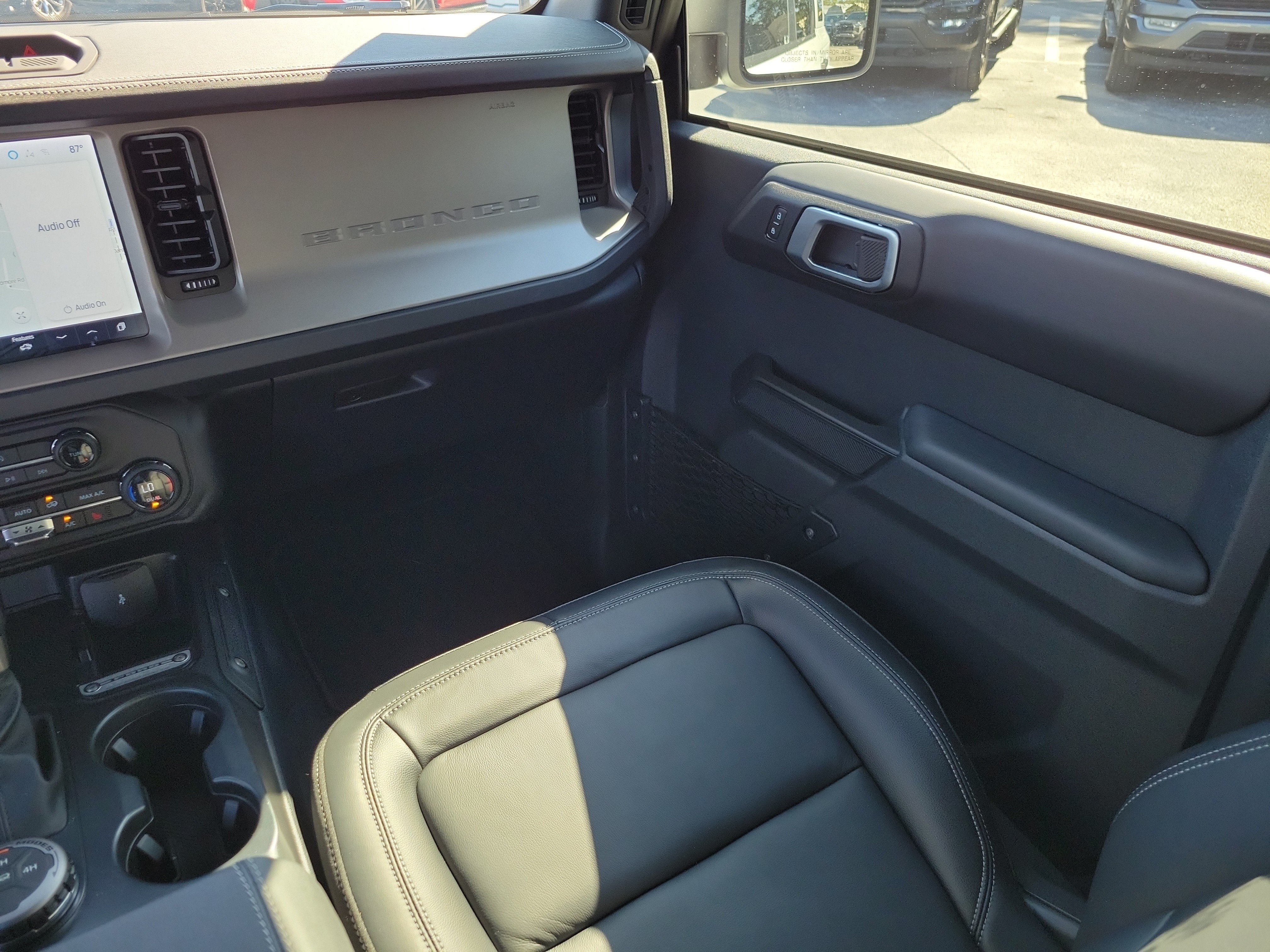 Used 2026 Ford Bronco Outer Banks AWD/4WD image 25