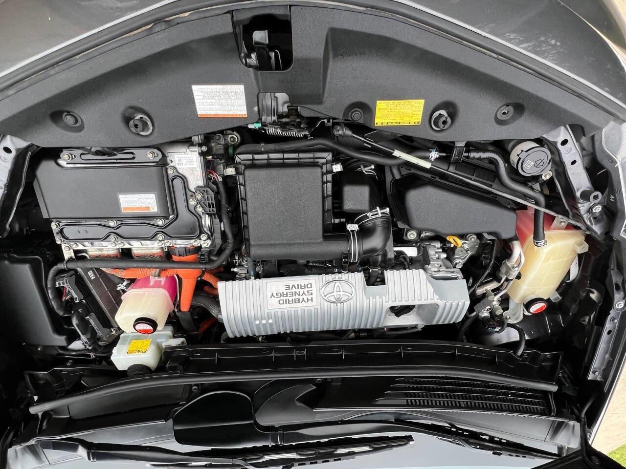 Used 2015 Toyota Prius V Two FWD image 31