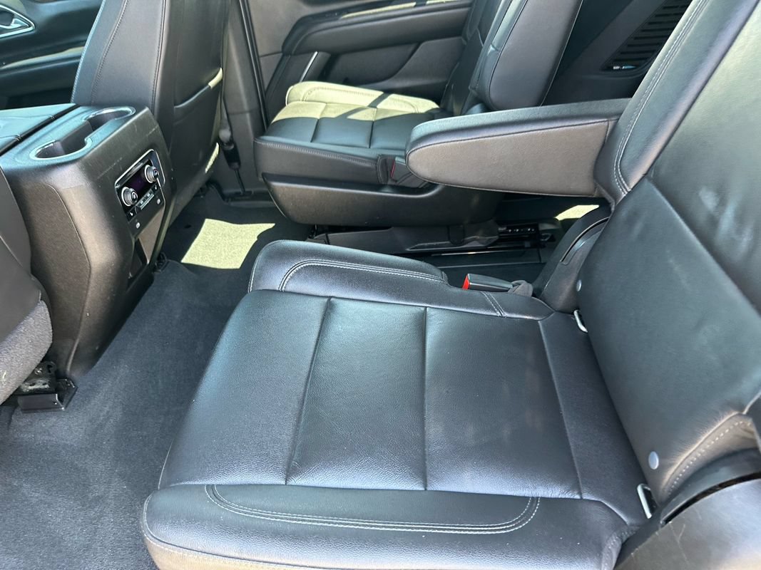 Used 2021 Chevrolet Tahoe Z71 w/ Z71 Signature Package AWD/4WD image 31