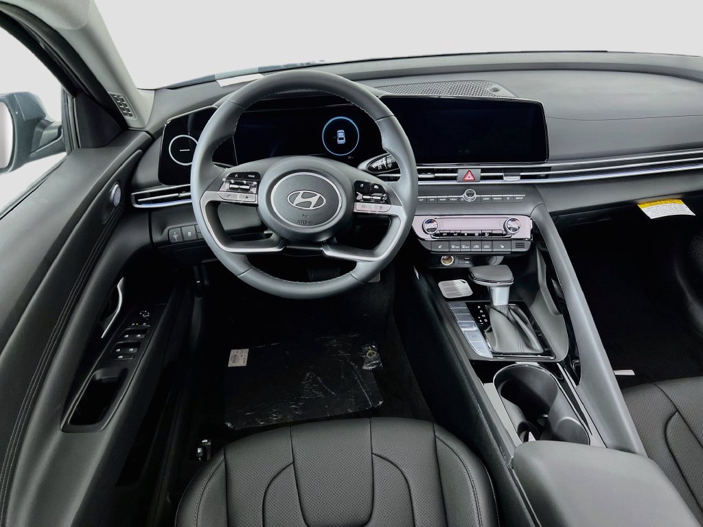 New 2026 Hyundai Elantra Limited FWD image 22