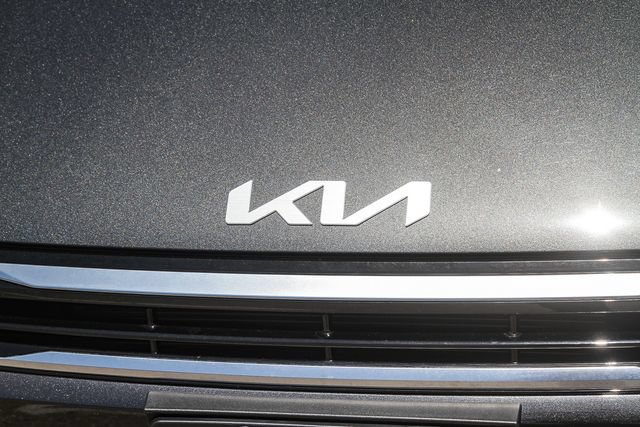 Certified 2025 Kia K4 GT-Line Turbo FWD image 7