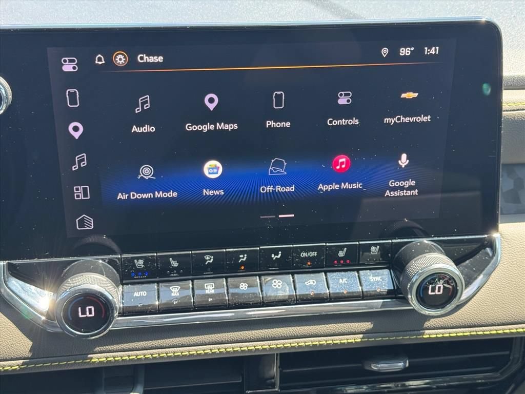 Used 2025 Chevrolet Colorado ZR2 AWD/4WD image 21