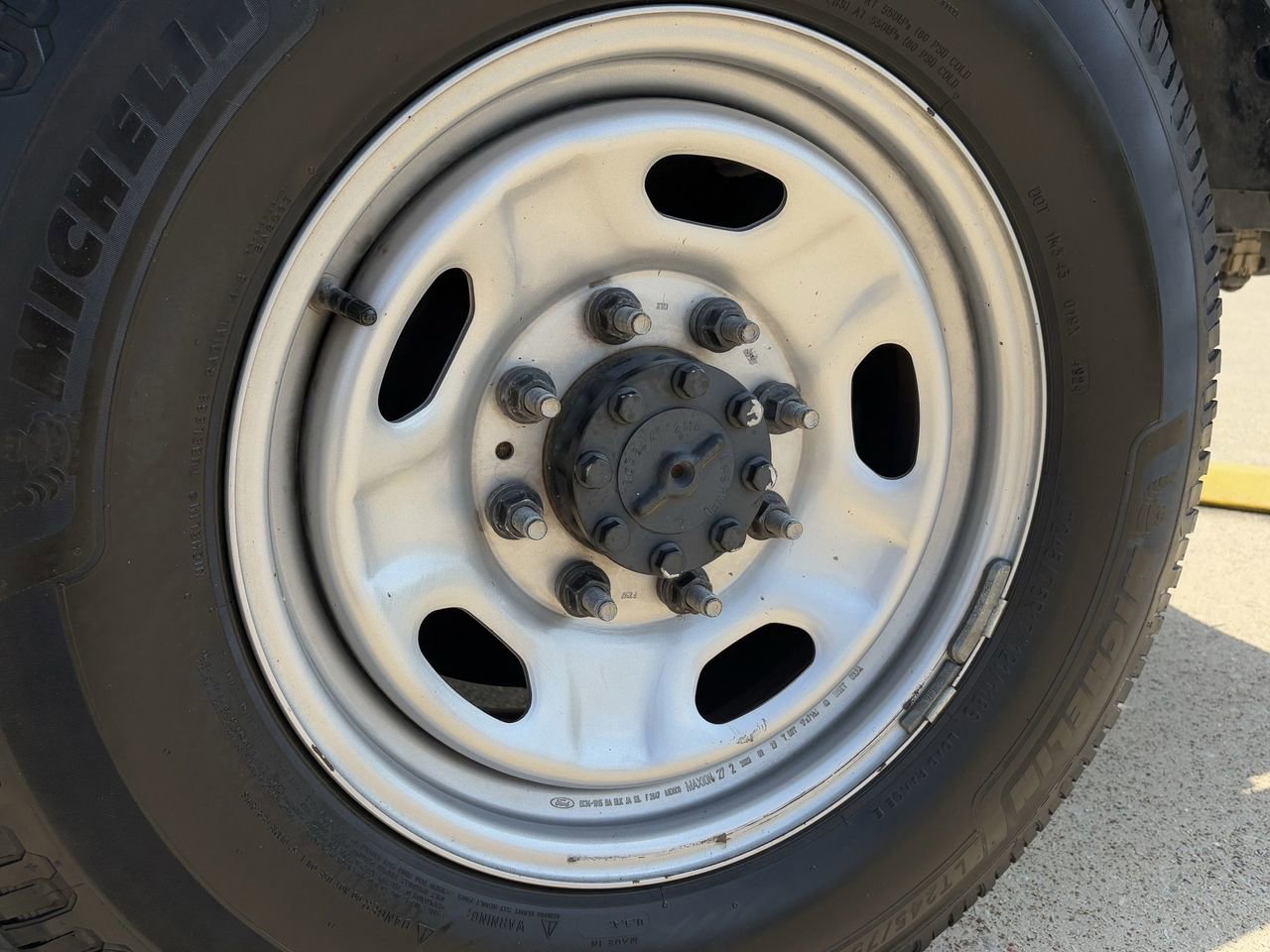 Used 2023 Ford F250 XL image 11