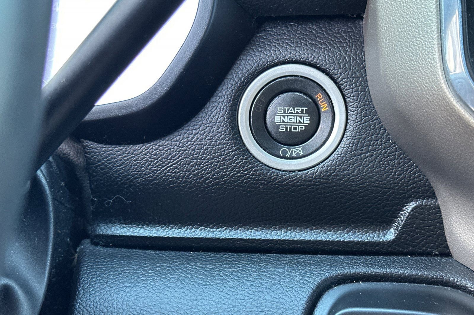 Used 2021 RAM 2500 Laramie AWD/4WD image 22