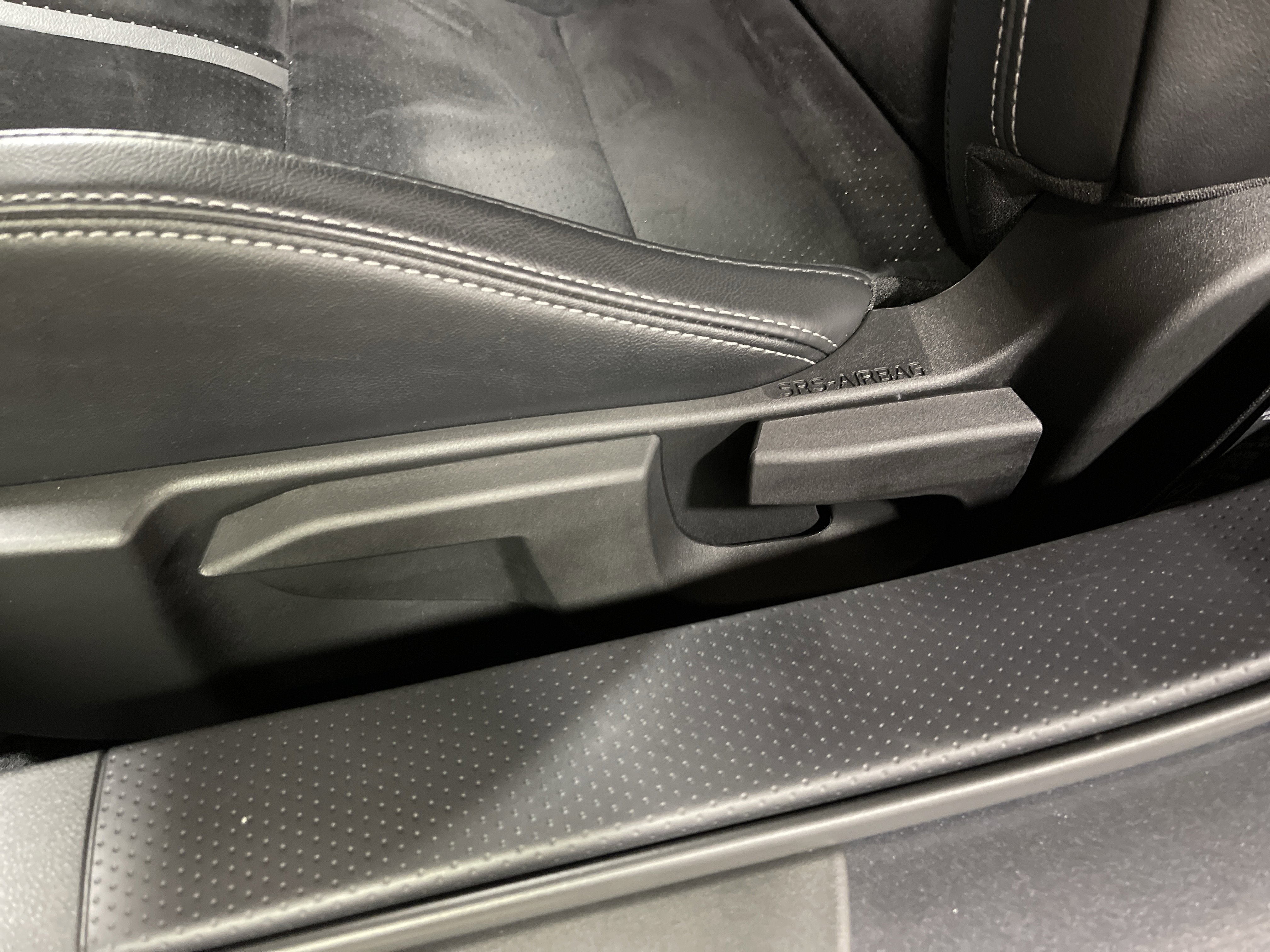 Used 2025 Toyota GR86 Premium w/ ALL Weather Mat Package (TMS) image 10