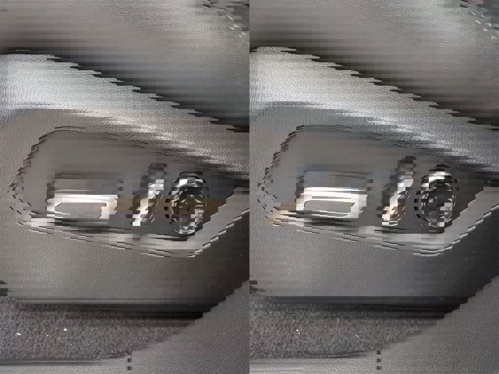 Used 2023 Acura RDX A-Spec image 9