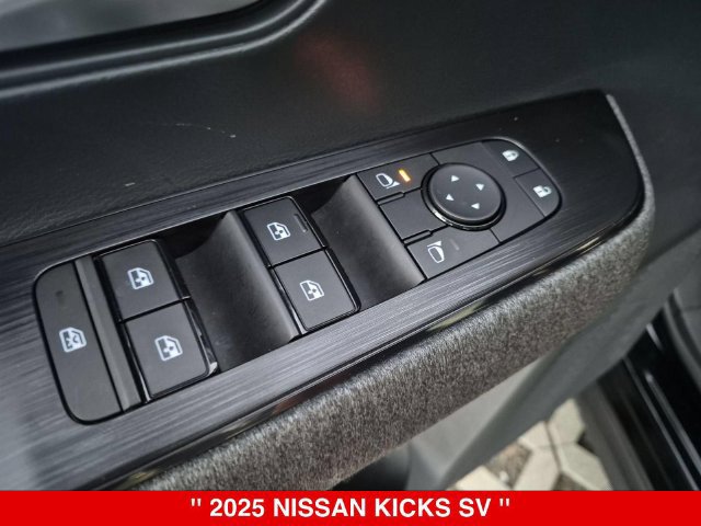 Certified 2025 Nissan Kicks SV w/ SV Premium Package AWD/4WD image 14