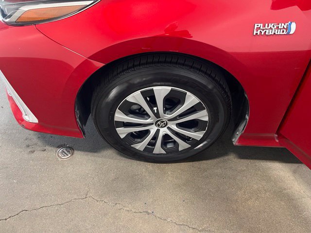 Used 2021 Toyota Prius Prime XLE FWD image 31