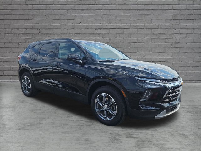 Used 2024 Chevrolet Blazer LT w/ Convenience Package FWD image 8