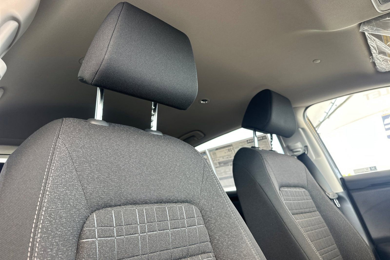 New 2026 Honda HR-V LX image 18