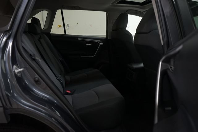 Used 2020 Toyota RAV4 XLE w/ Convenience Package AWD/4WD image 31