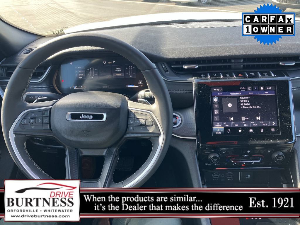 Used 2024 Jeep Grand Cherokee L Laredo image 6