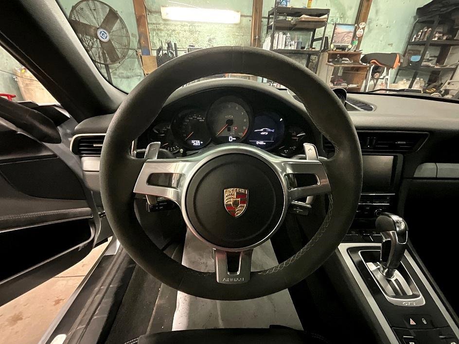 Used 2015 Porsche 911 GT3 image 29