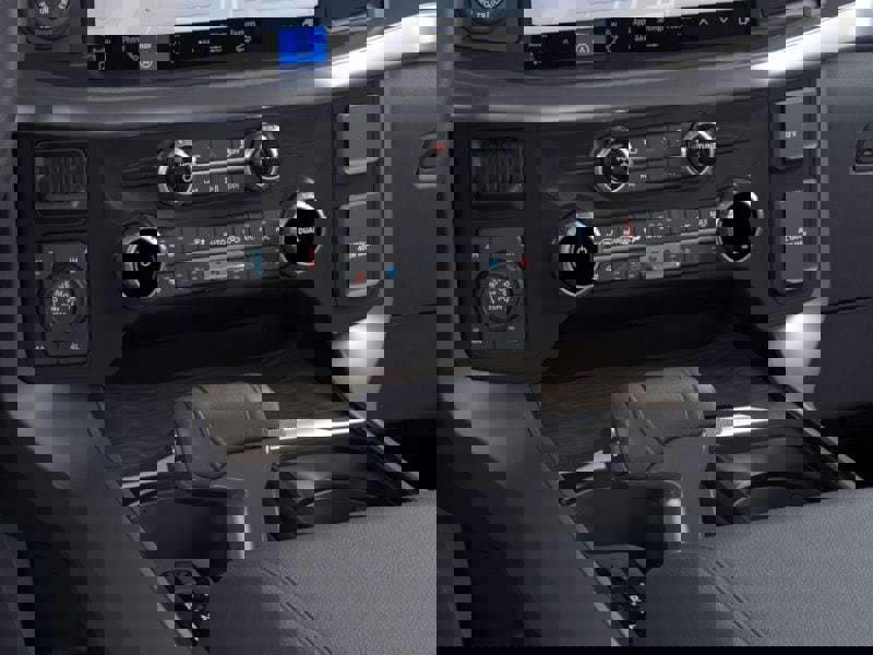 New 2025 Ford F150 Lariat w/ Equipment Group 501A Mid image 15