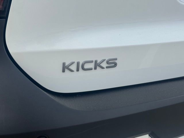 New 2025 Nissan Kicks SR w/ SR Premium Package image 44