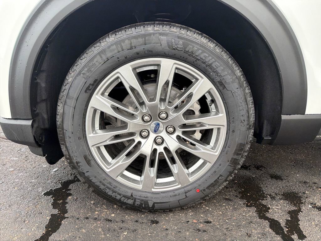 New 2026 Ford Explorer Active w/ Active Comfort Package image 27