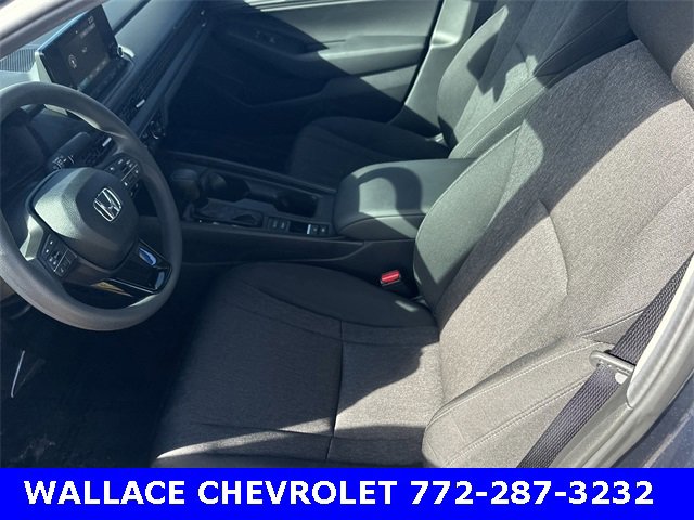 Used 2025 Honda Accord SE image 17