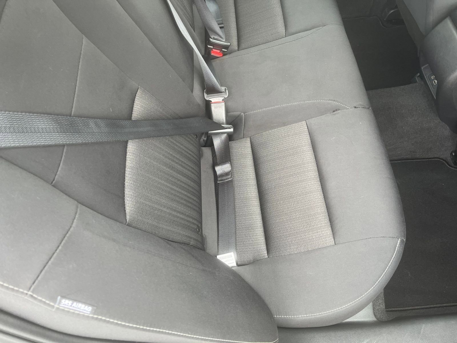Used 2025 Nissan Altima 2.5 SV FWD image 39