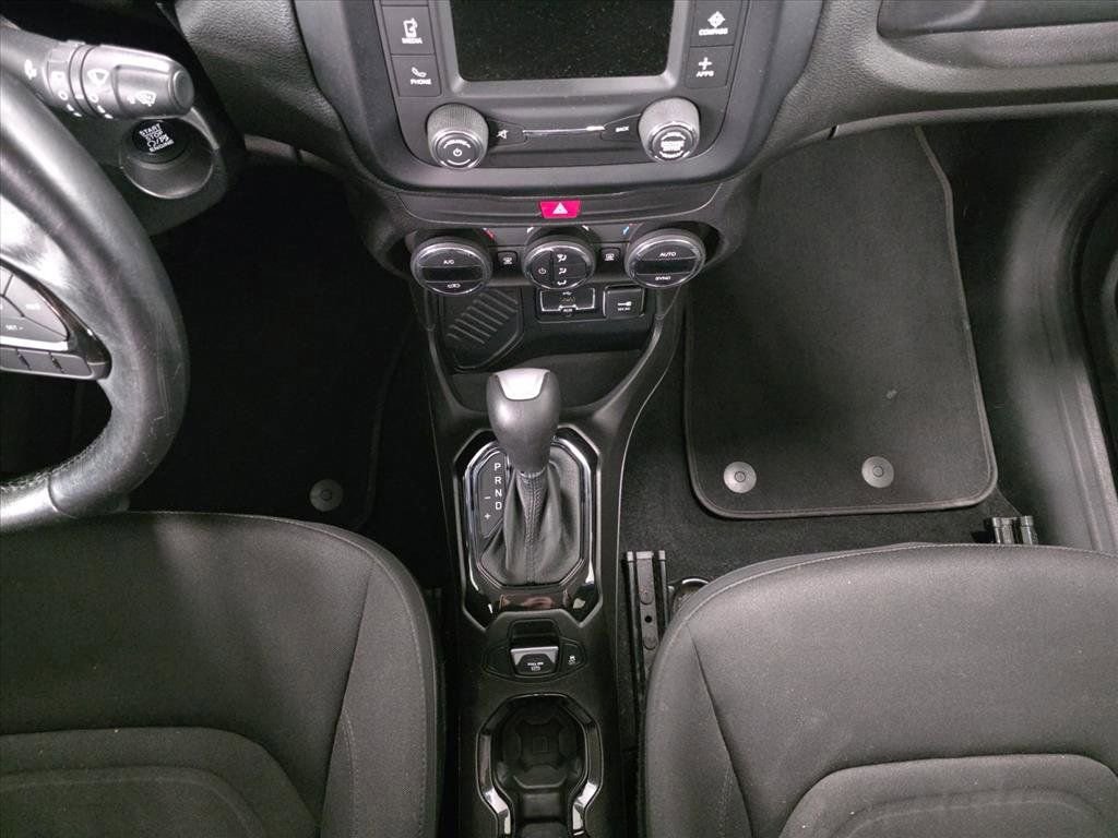 Used 2017 Jeep Renegade Altitude image 16