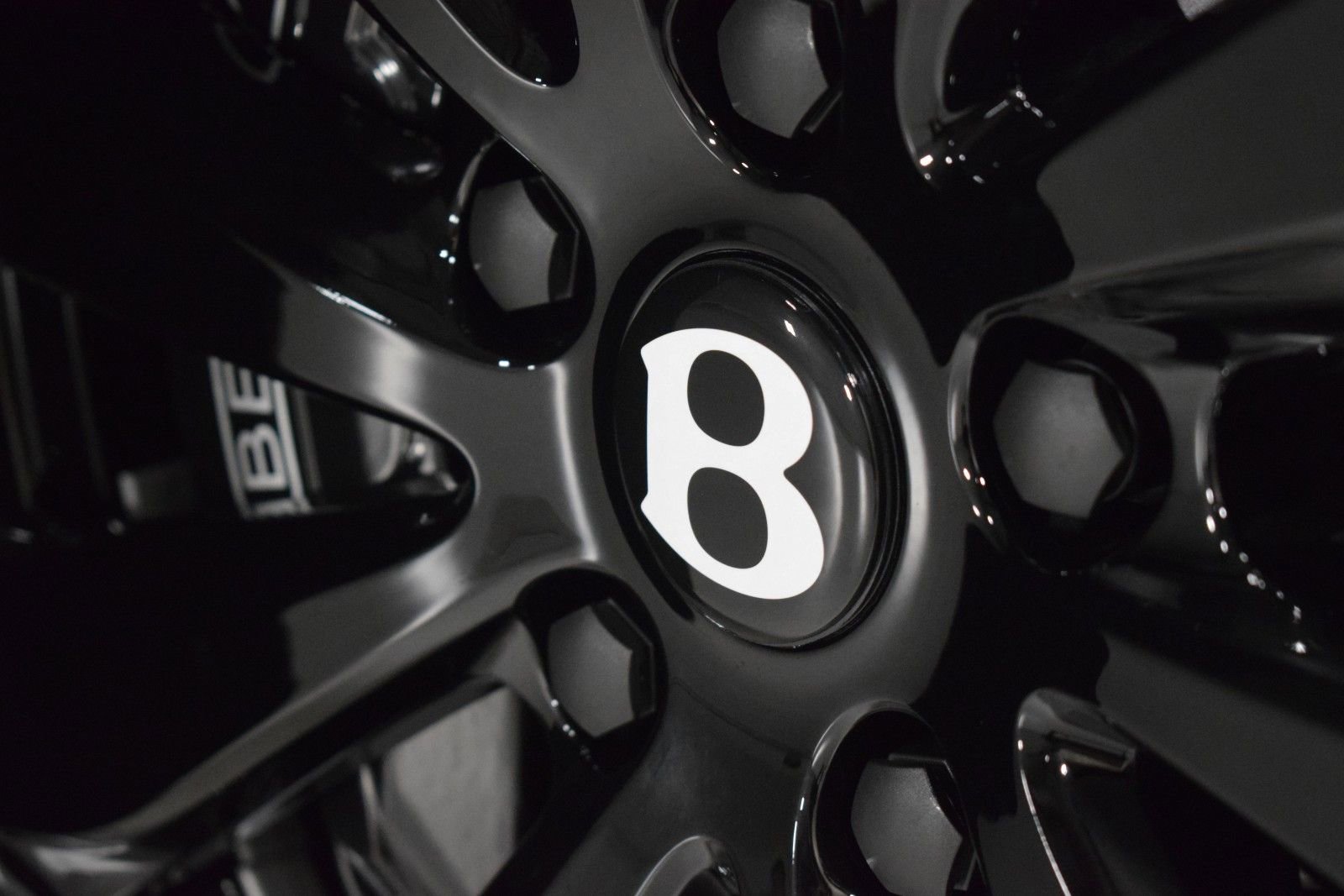 New 2025 Bentley Continental GTC AWD/4WD image 19